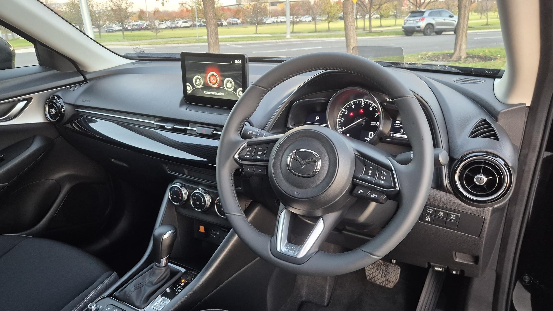 Mazda Cx-3 image 2