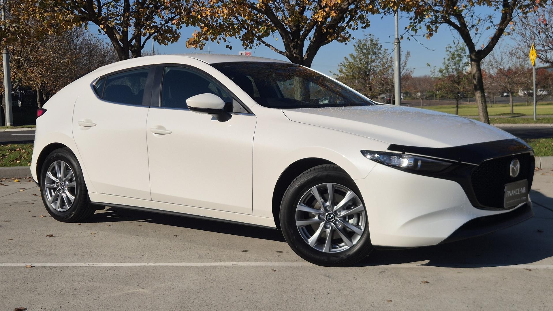 Mazda 3 image 1