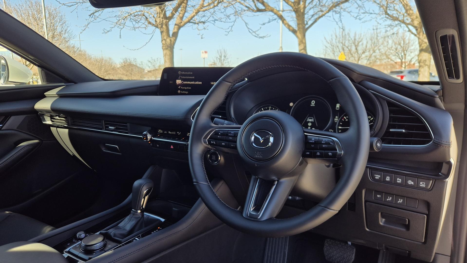 Mazda 3 image 3