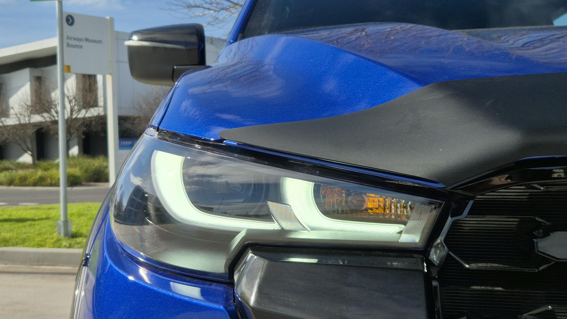 Mazda Bt-50 image 4