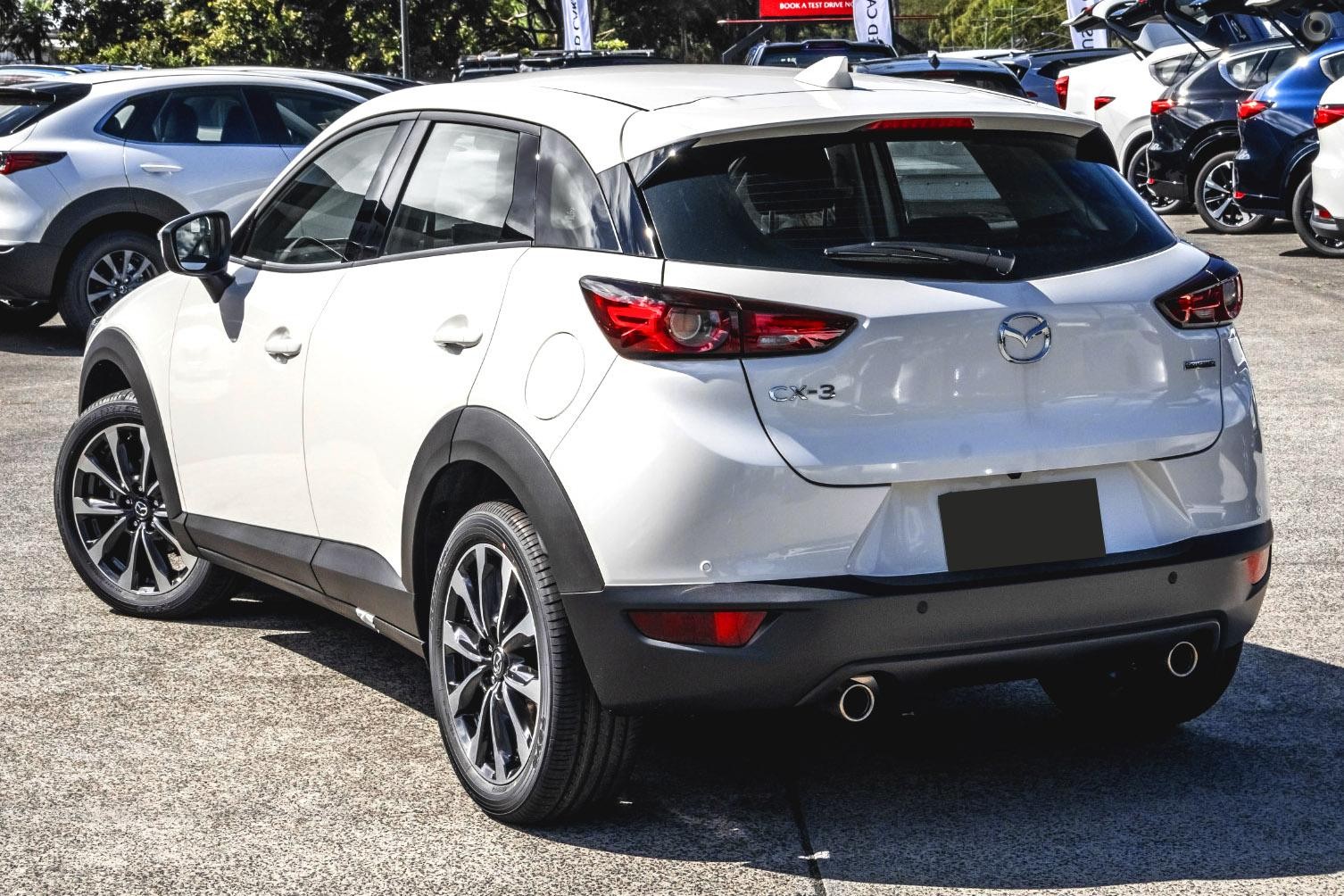 Mazda Cx-3 image 4