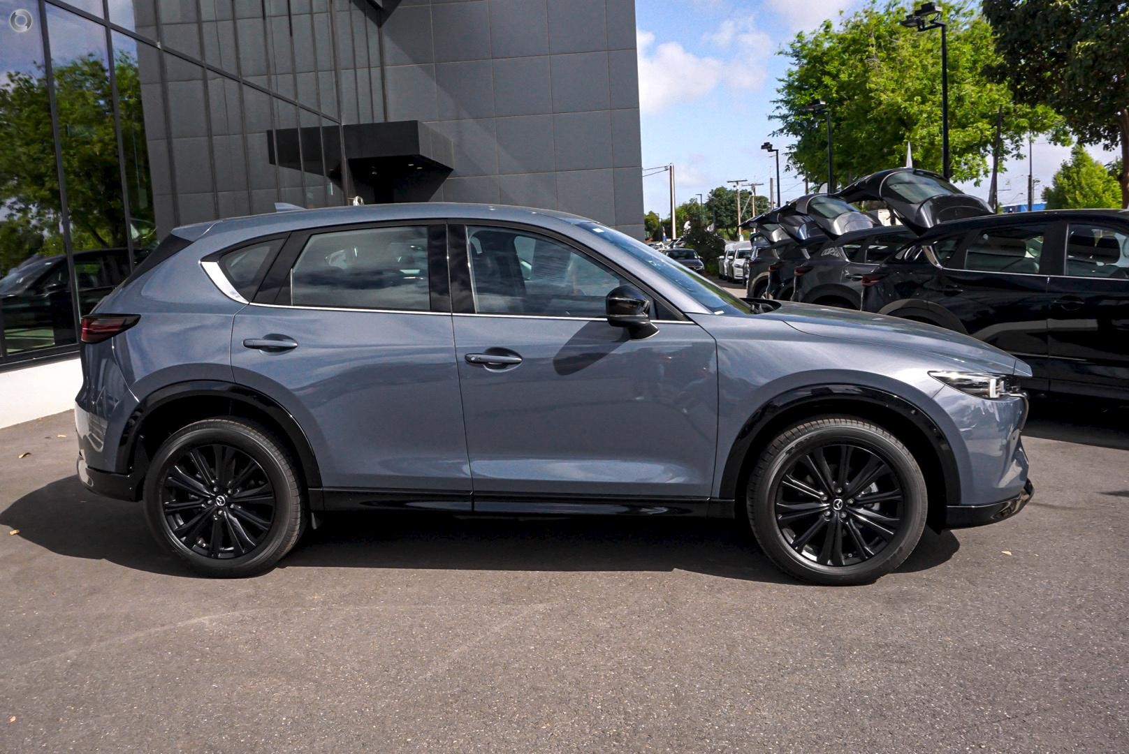 Mazda Cx-5 image 4