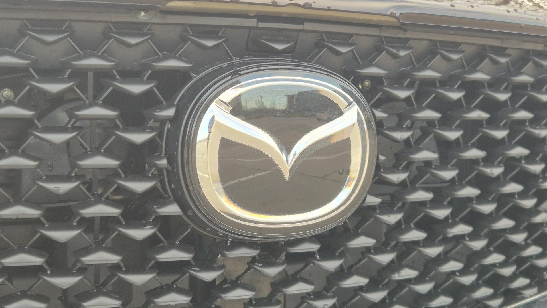 Mazda Cx-30 image 3
