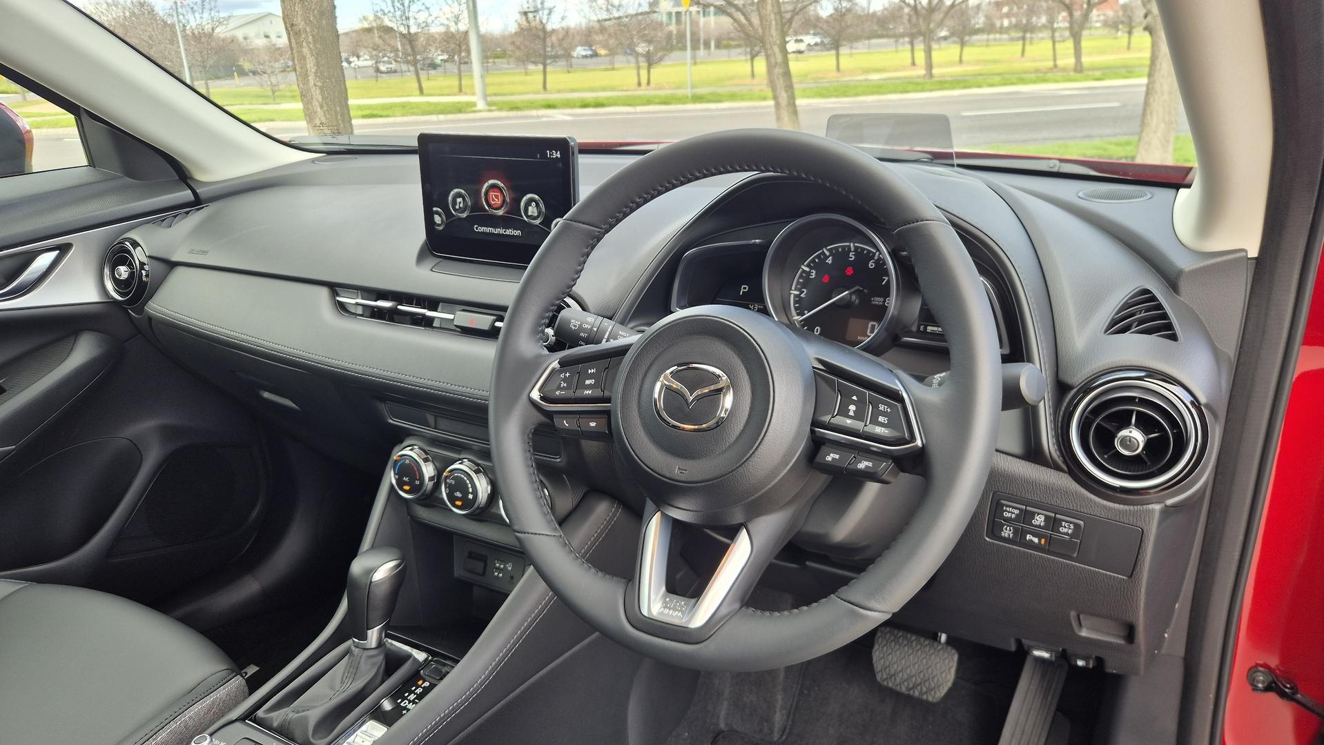 Mazda Cx-3 image 2
