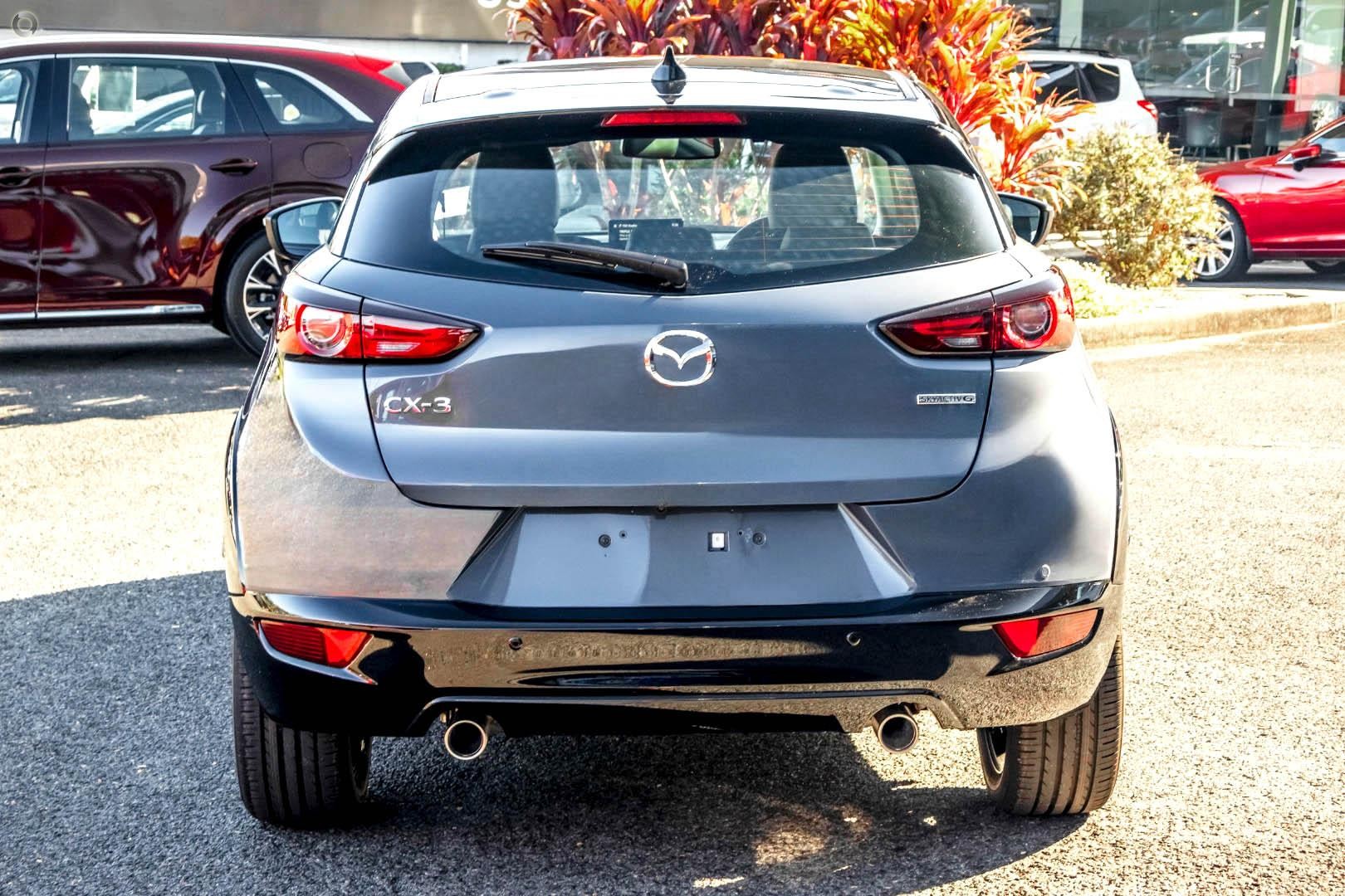 Mazda Cx-3 image 3
