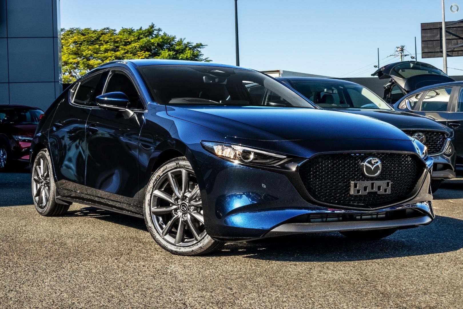 Mazda 3 image 1