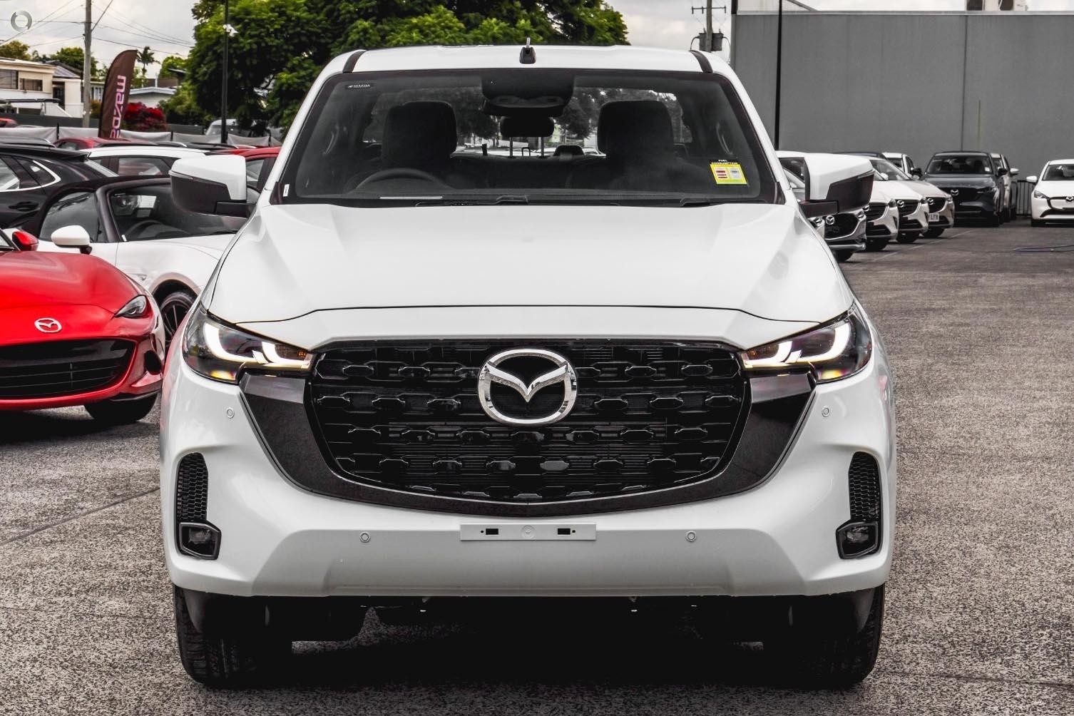 Mazda Bt-50 image 2