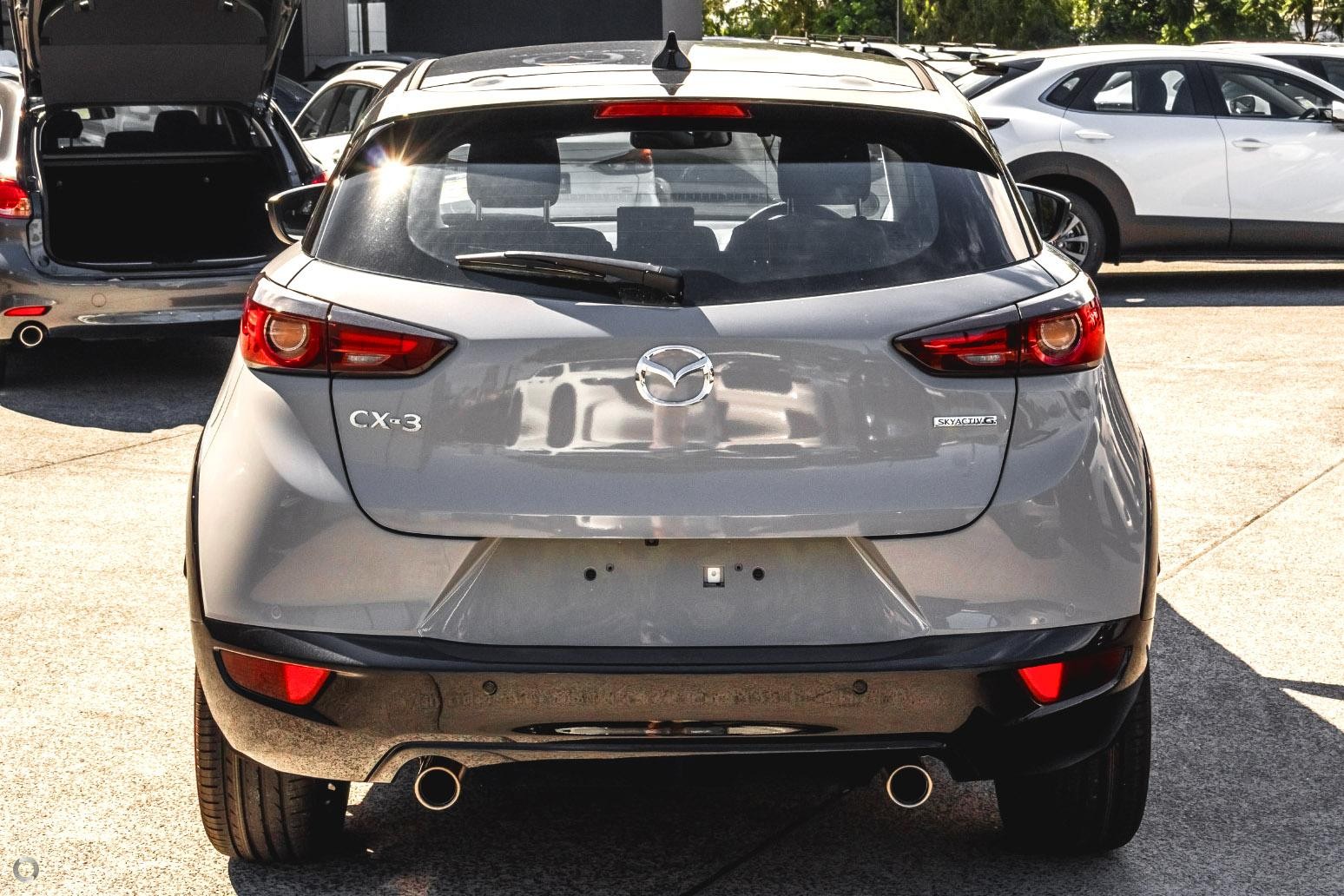 Mazda Cx-3 image 3