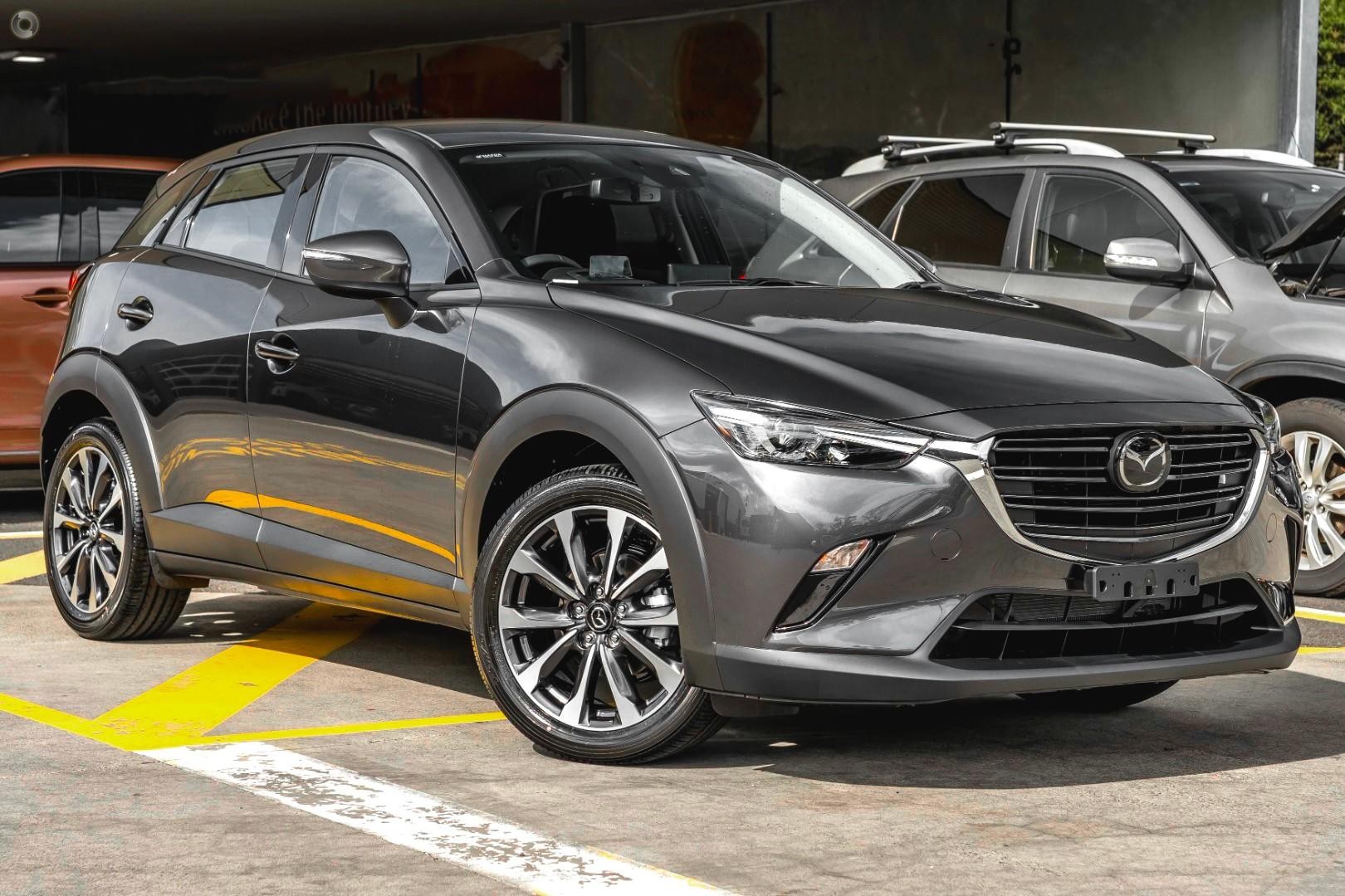 Mazda Cx-3 image 1