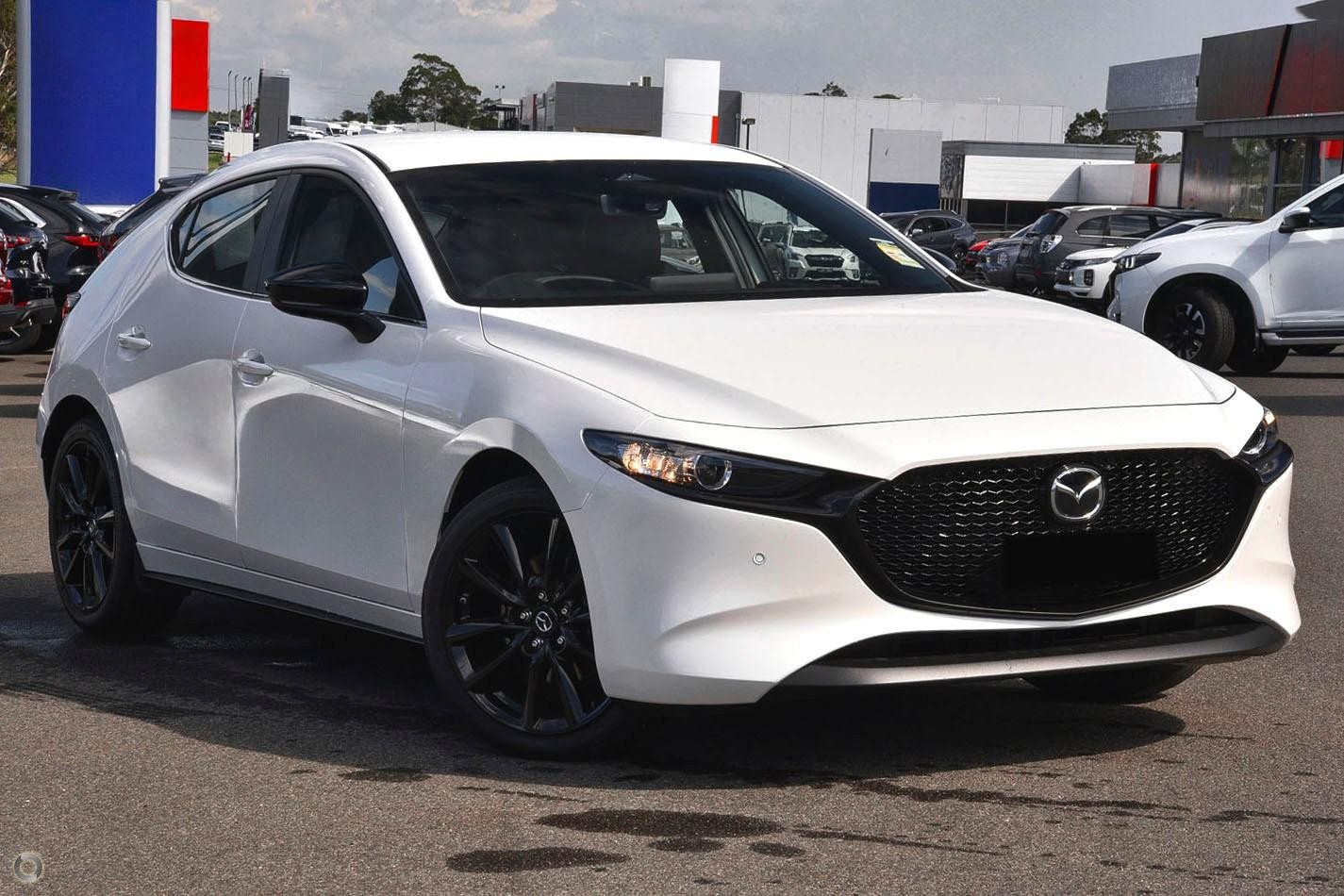 Mazda 3 image 1