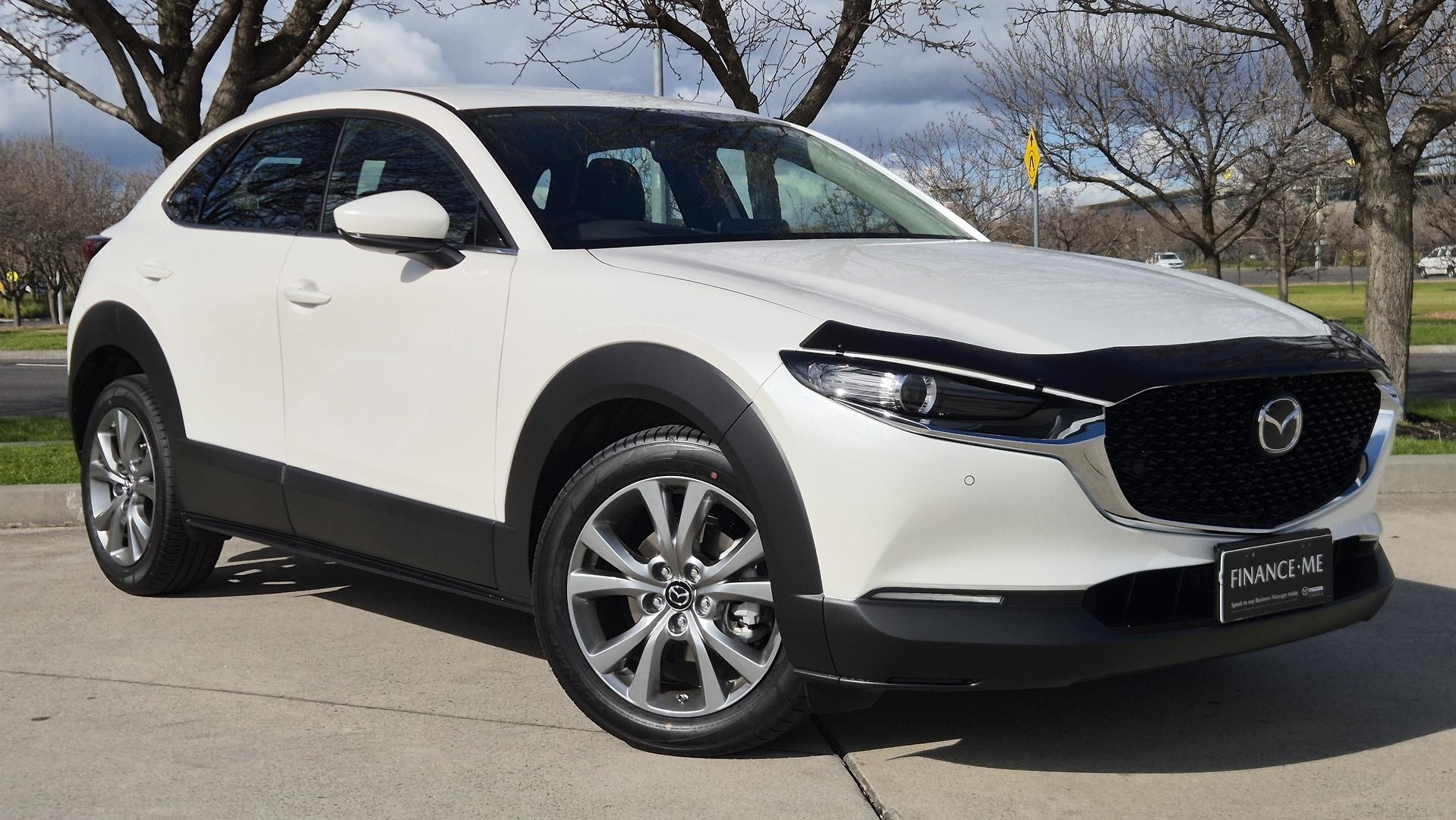 Mazda Cx-30 image 1