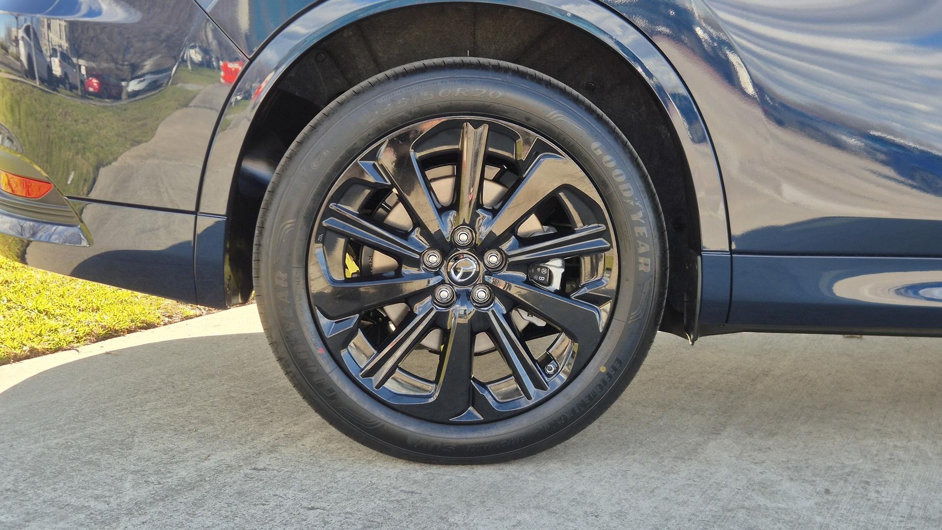 Mazda Cx-80 image 4