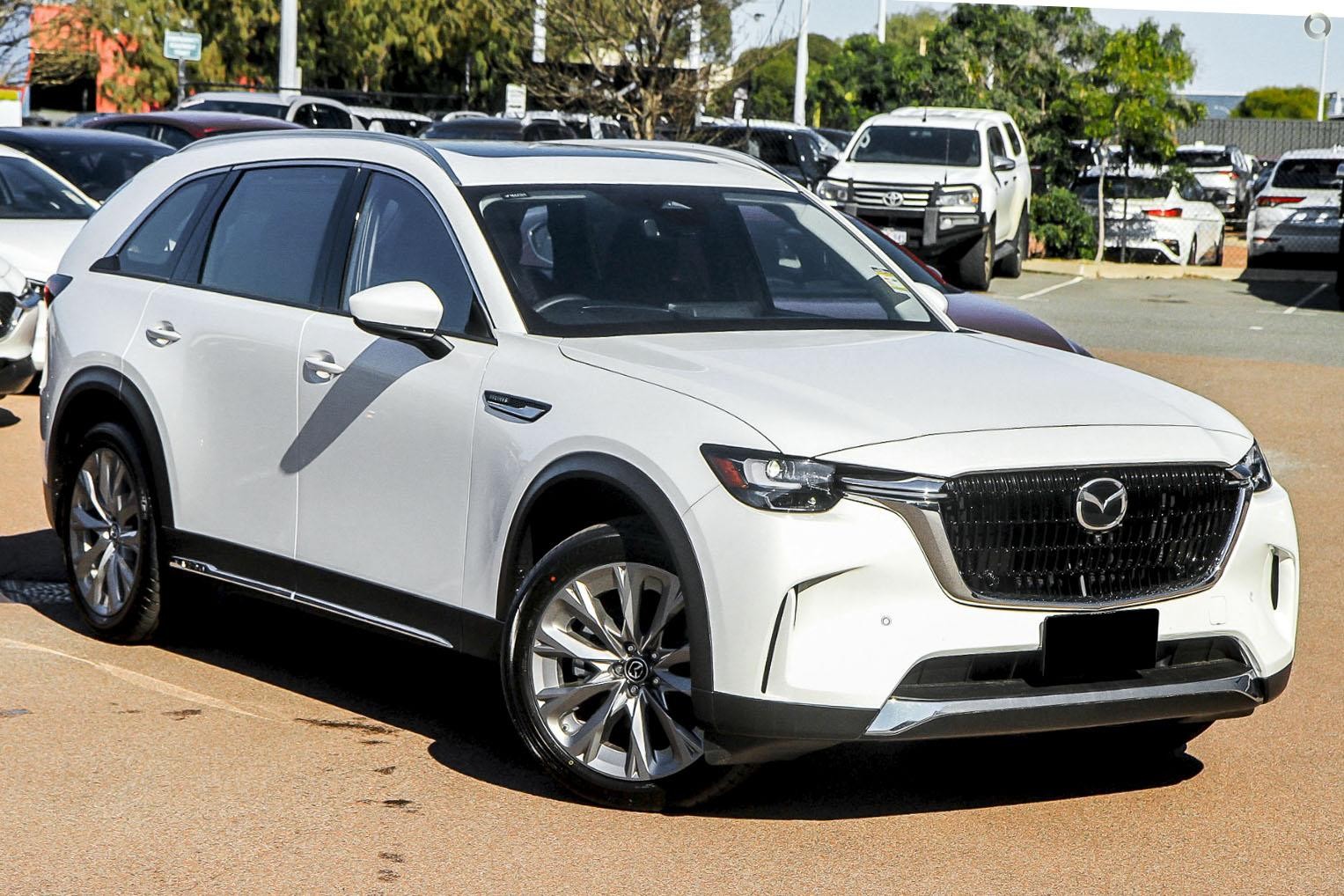 Mazda Cx-90 image 1