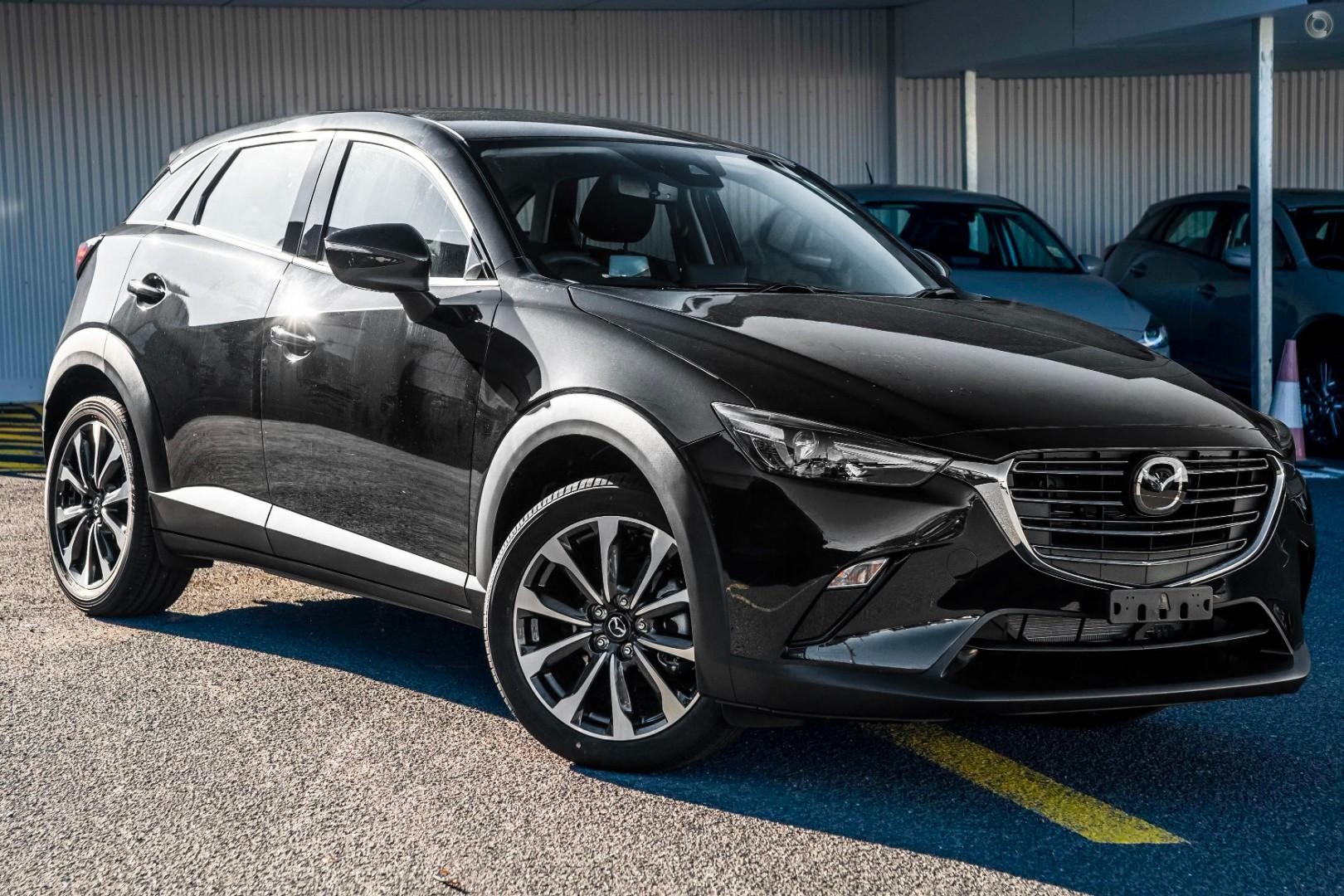Mazda Cx-3 image 1
