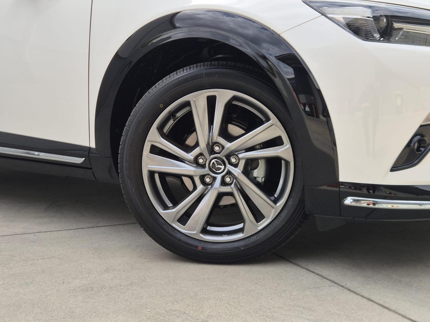Mazda Cx-3 image 4
