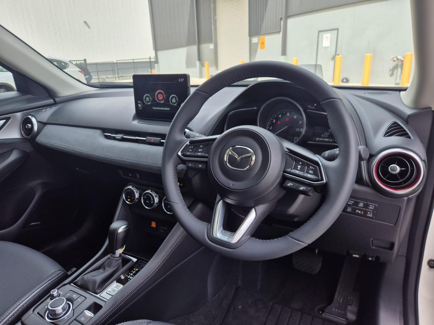 Mazda Cx-3 image 2