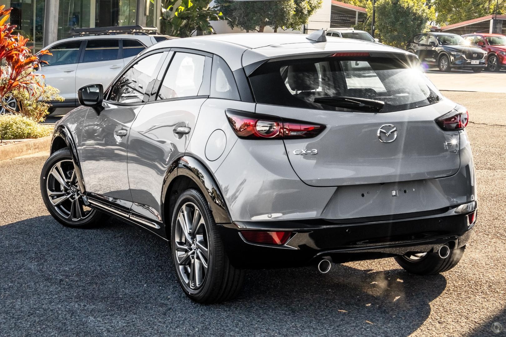 Mazda Cx-3 image 4