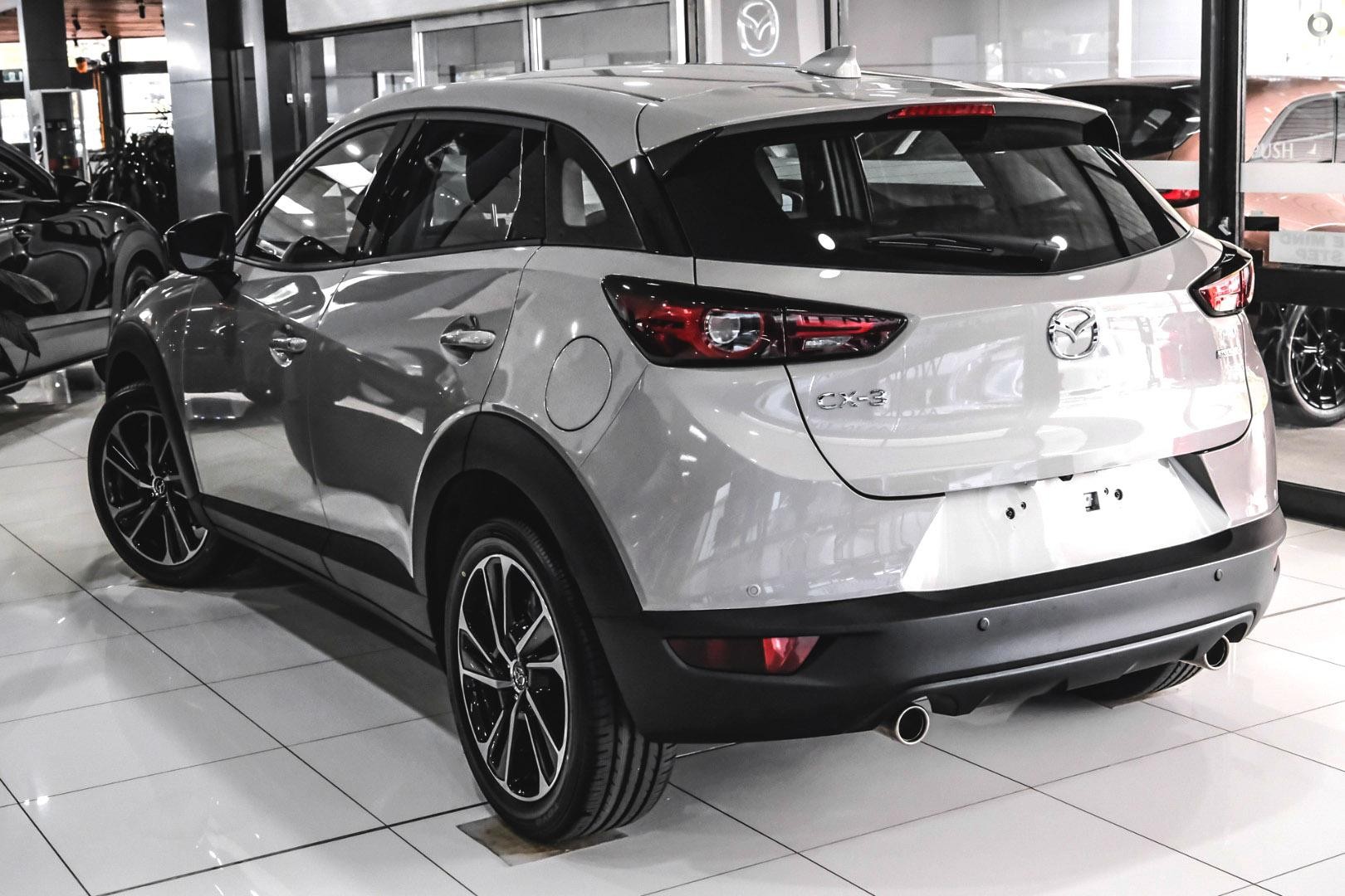 Mazda Cx-3 image 4
