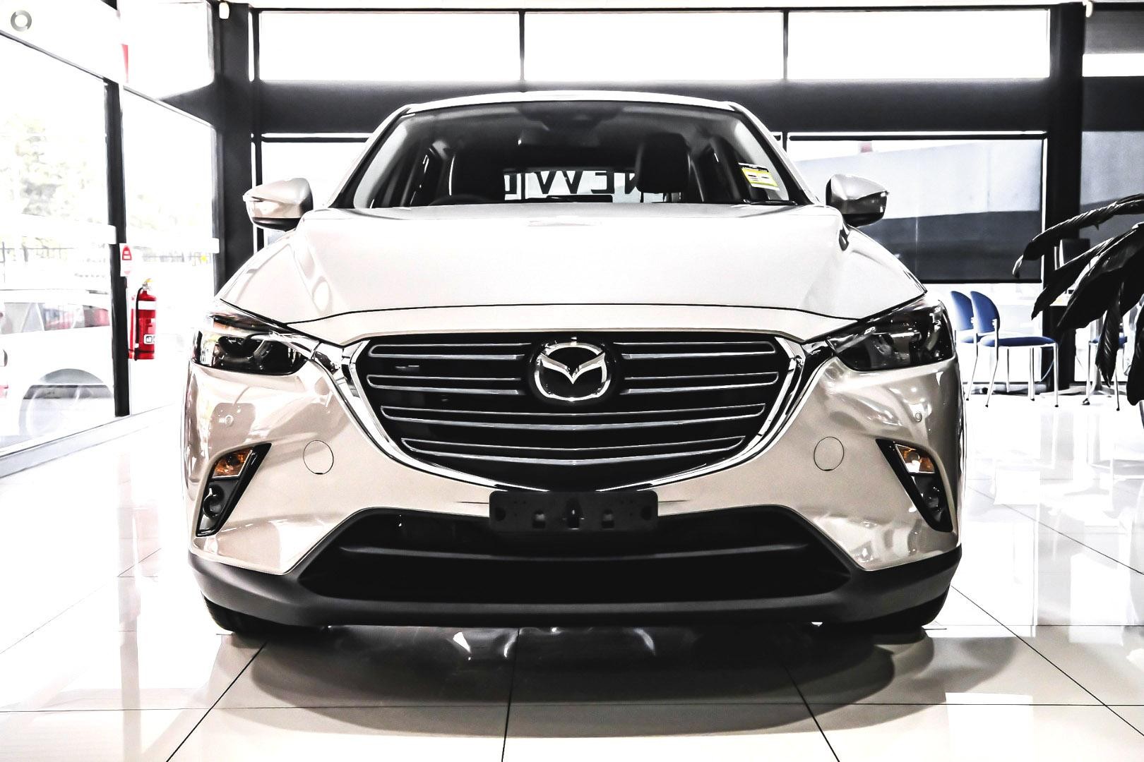 Mazda Cx-3 image 2