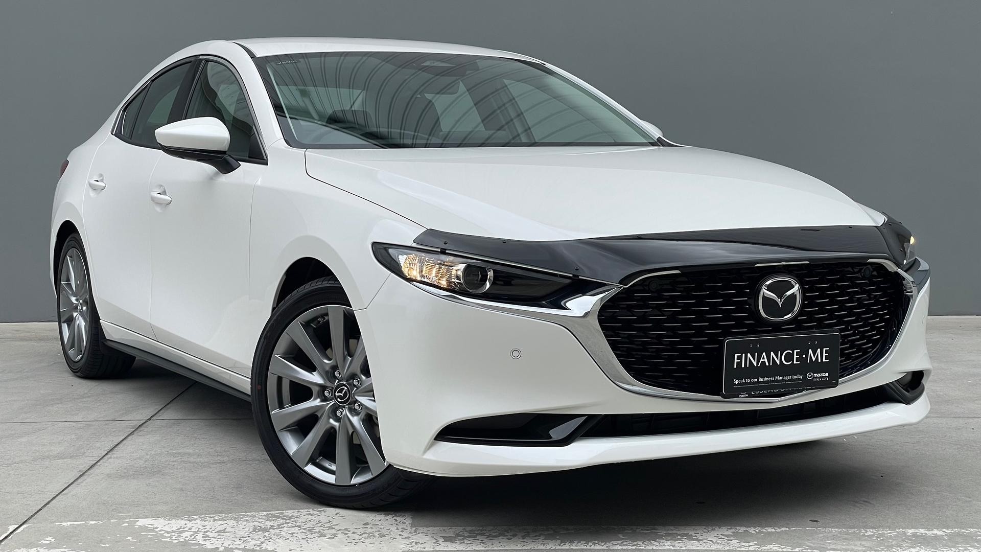 Mazda 3 image 1