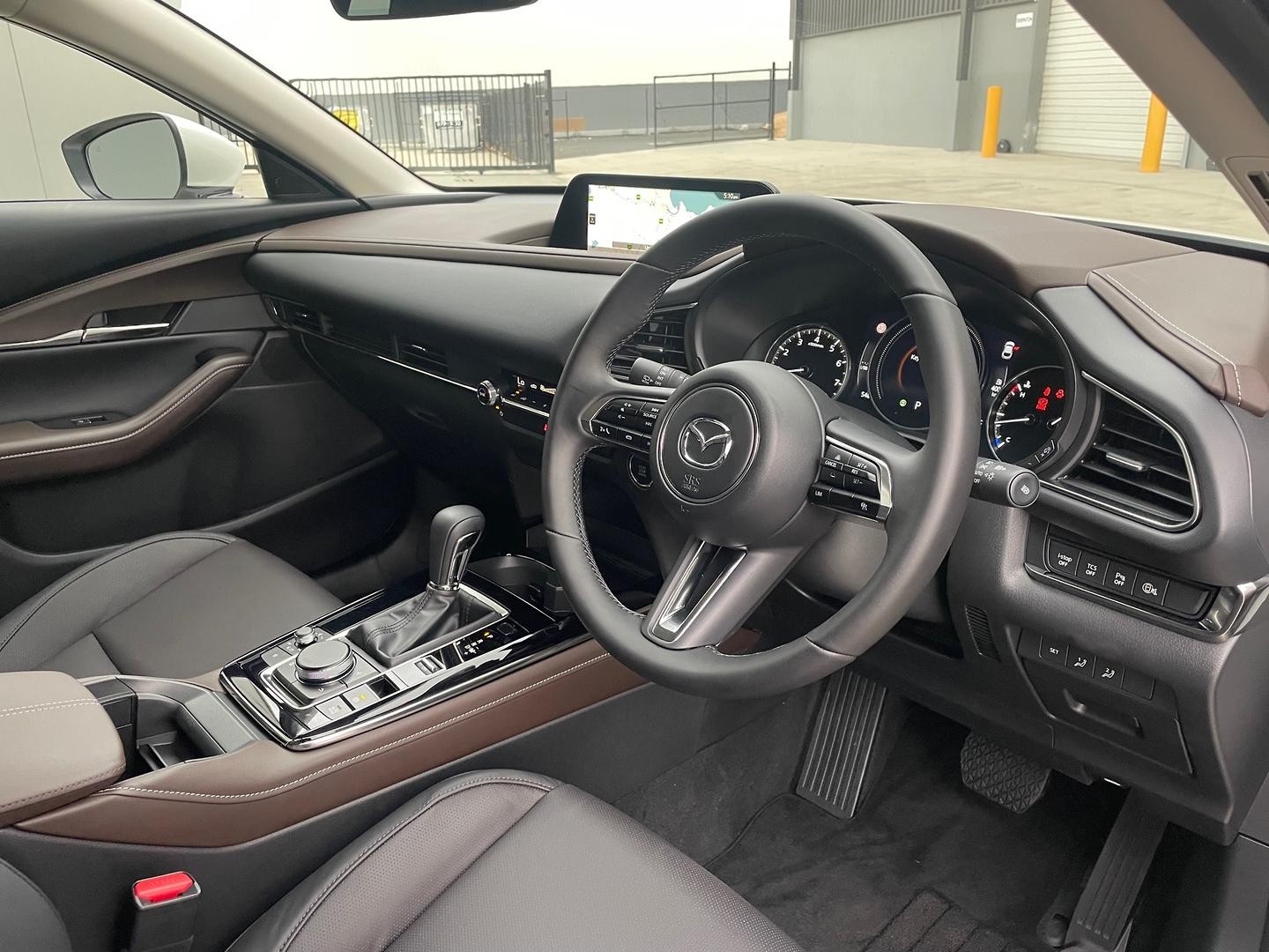 Mazda Cx-30 image 2