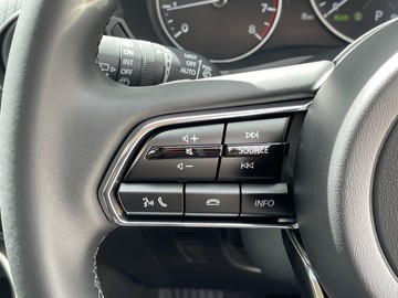 https://dvg-vehicle-assets.s3.amazonaws.com/11288179/bgj8p2fcqrm9edjly1kz0mzo5.jpg