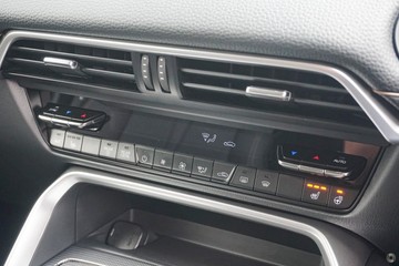 https://dvg-vehicle-assets.s3.amazonaws.com/11288184/fm87uzgfpe9d2a6b6q8foj8r.jpg