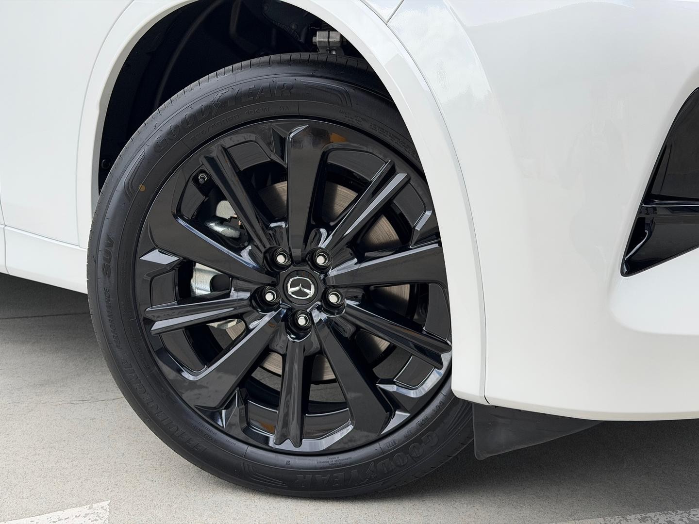 Mazda Cx-80 image 4
