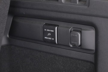 https://dvg-vehicle-assets.s3.amazonaws.com/11288185/6hu8hm2qbcyw7wxpeirwbvabv.jpg