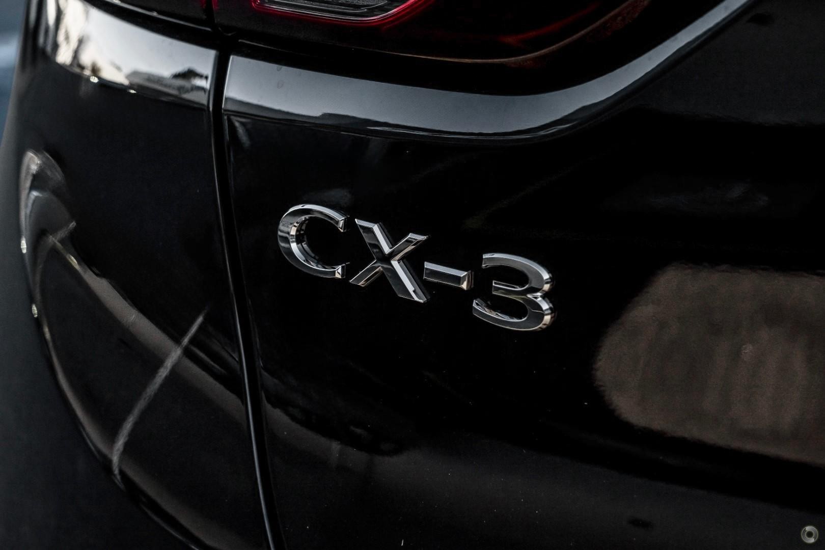 Mazda Cx-3 image 4