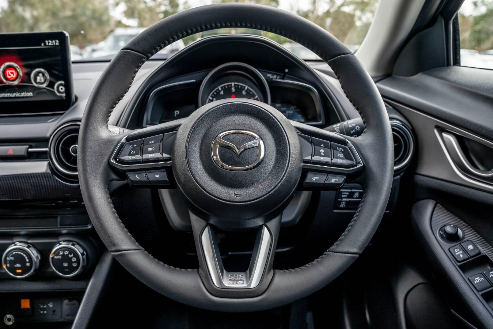 Mazda Cx-3 image 2