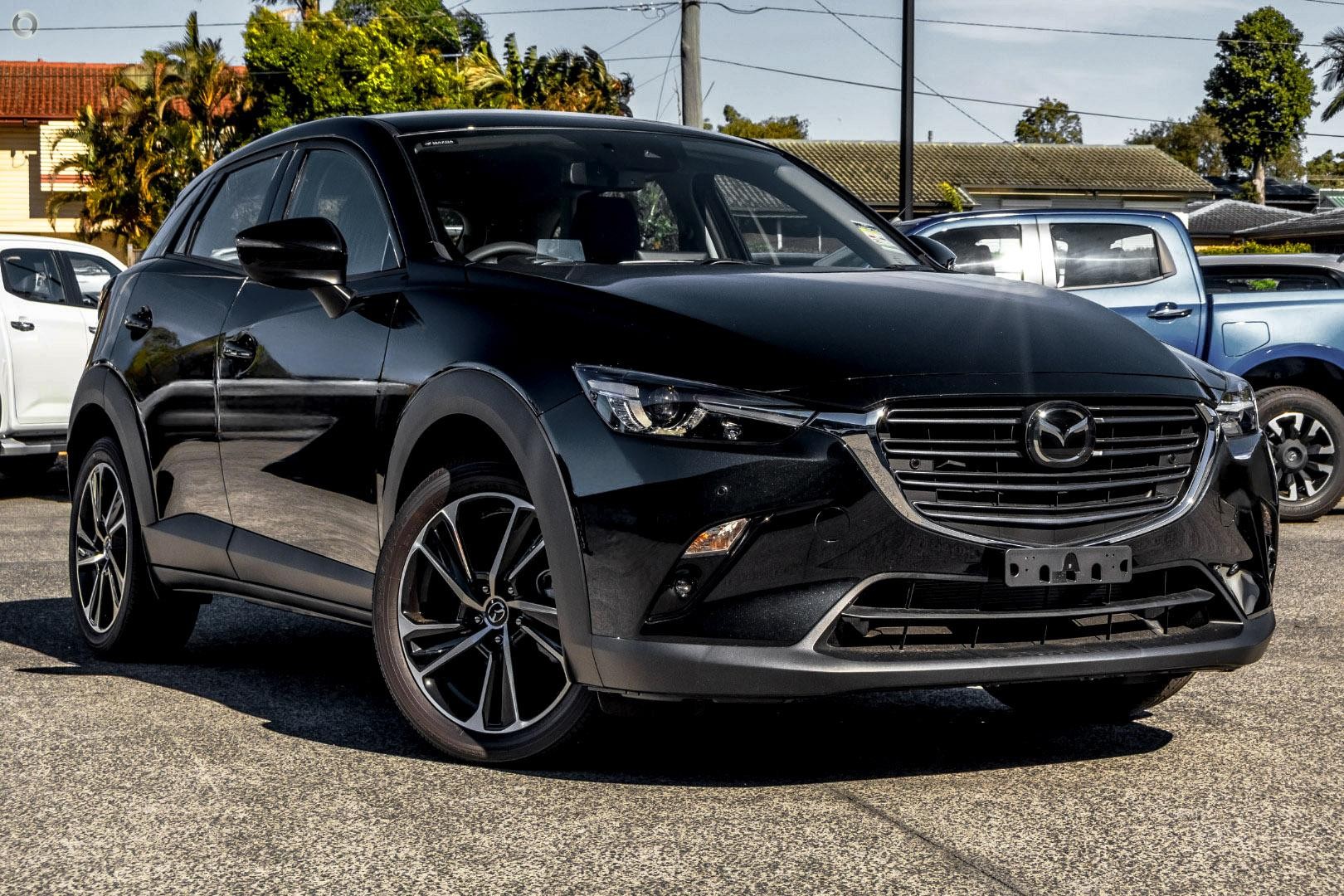 Mazda Cx-3 image 1