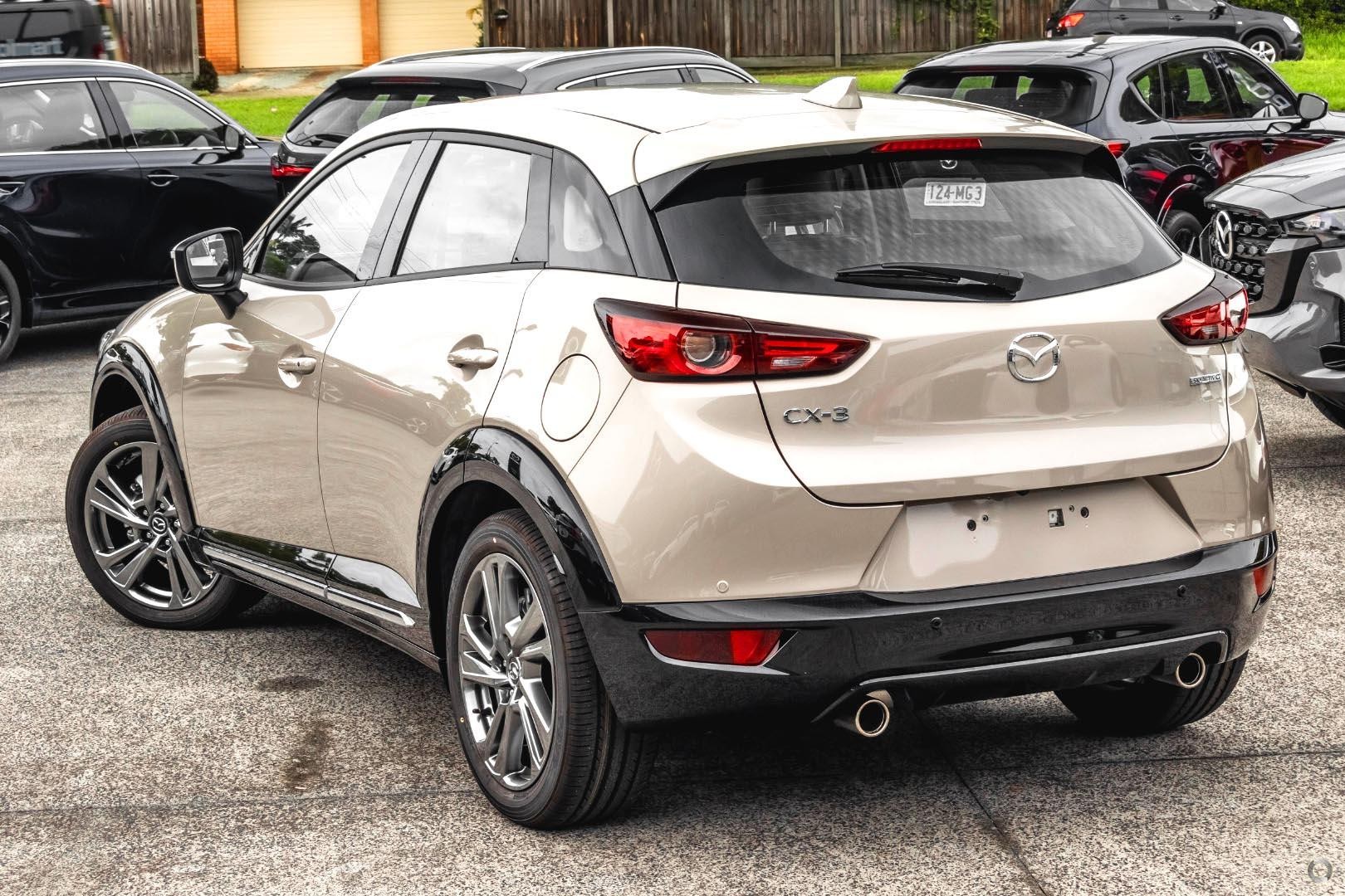 Mazda Cx-3 image 4