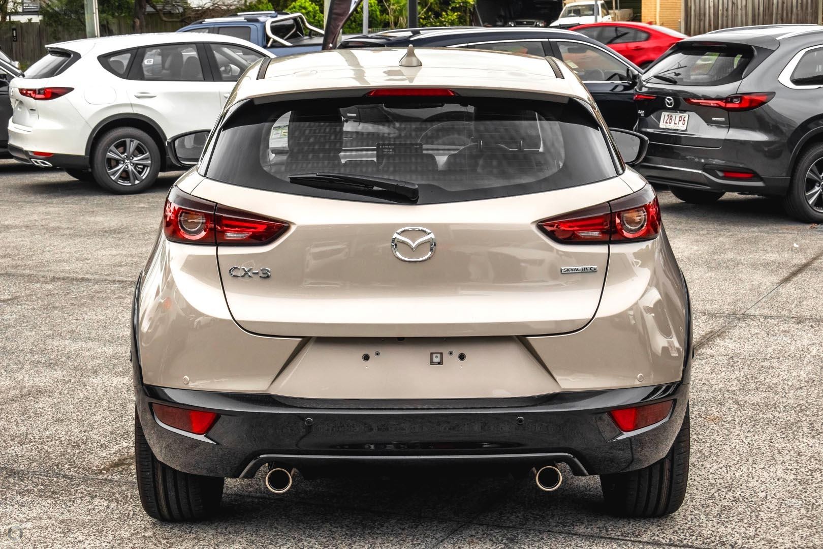 Mazda Cx-3 image 3
