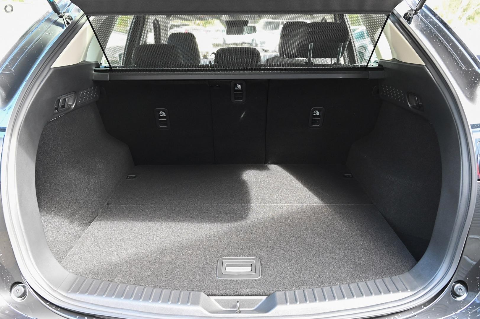 Mazda Cx-5 image 4