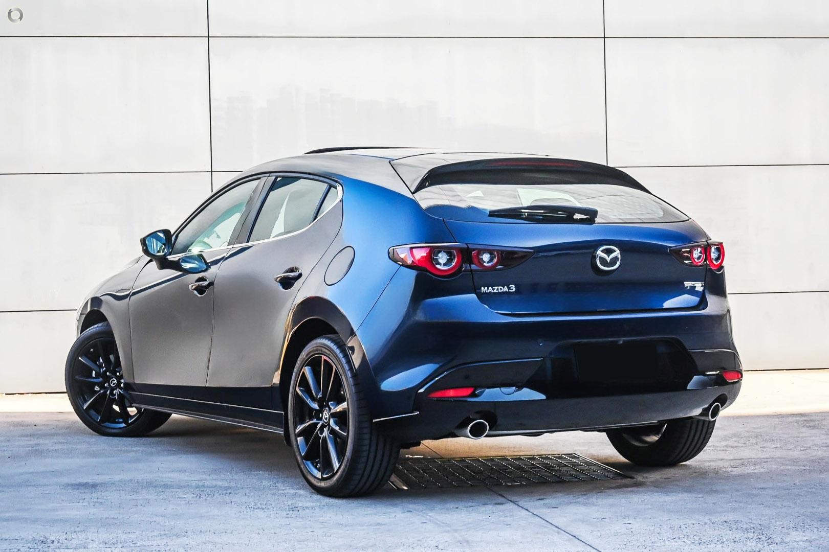Mazda 3 image 4