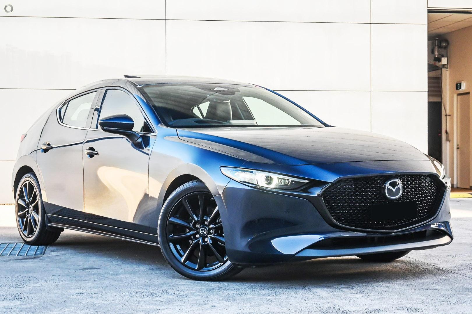 Mazda 3 image 1