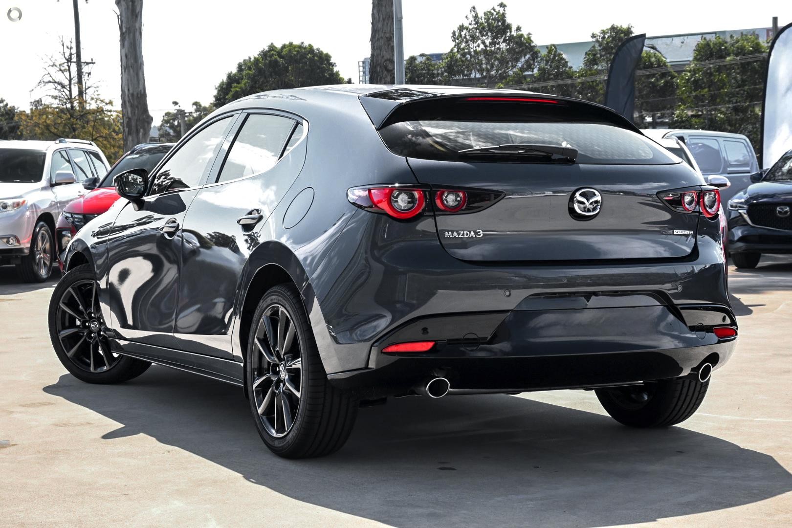 Mazda 3 image 4