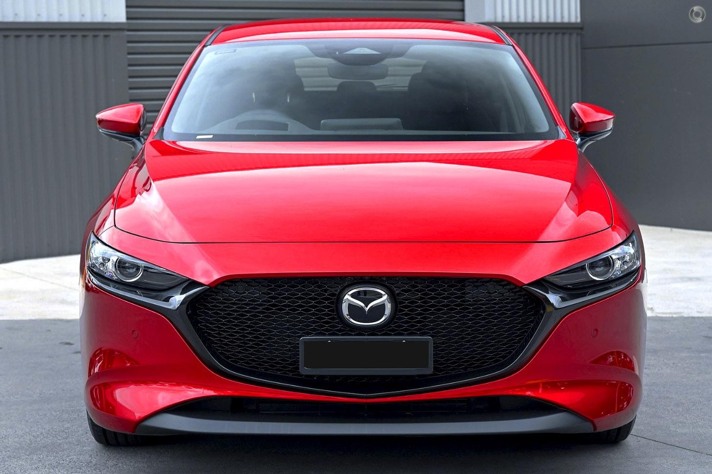 Mazda 3 image 2