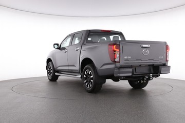 https://dvg-vehicle-assets.s3.amazonaws.com/11297740/8yuuq2qj65lwipzqv7yc0k3sm.jpg