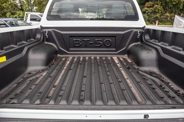 https://dvg-vehicle-assets.s3.amazonaws.com/11297744/g59qn6k47c6b2d4d2zl9uww6d.jpg