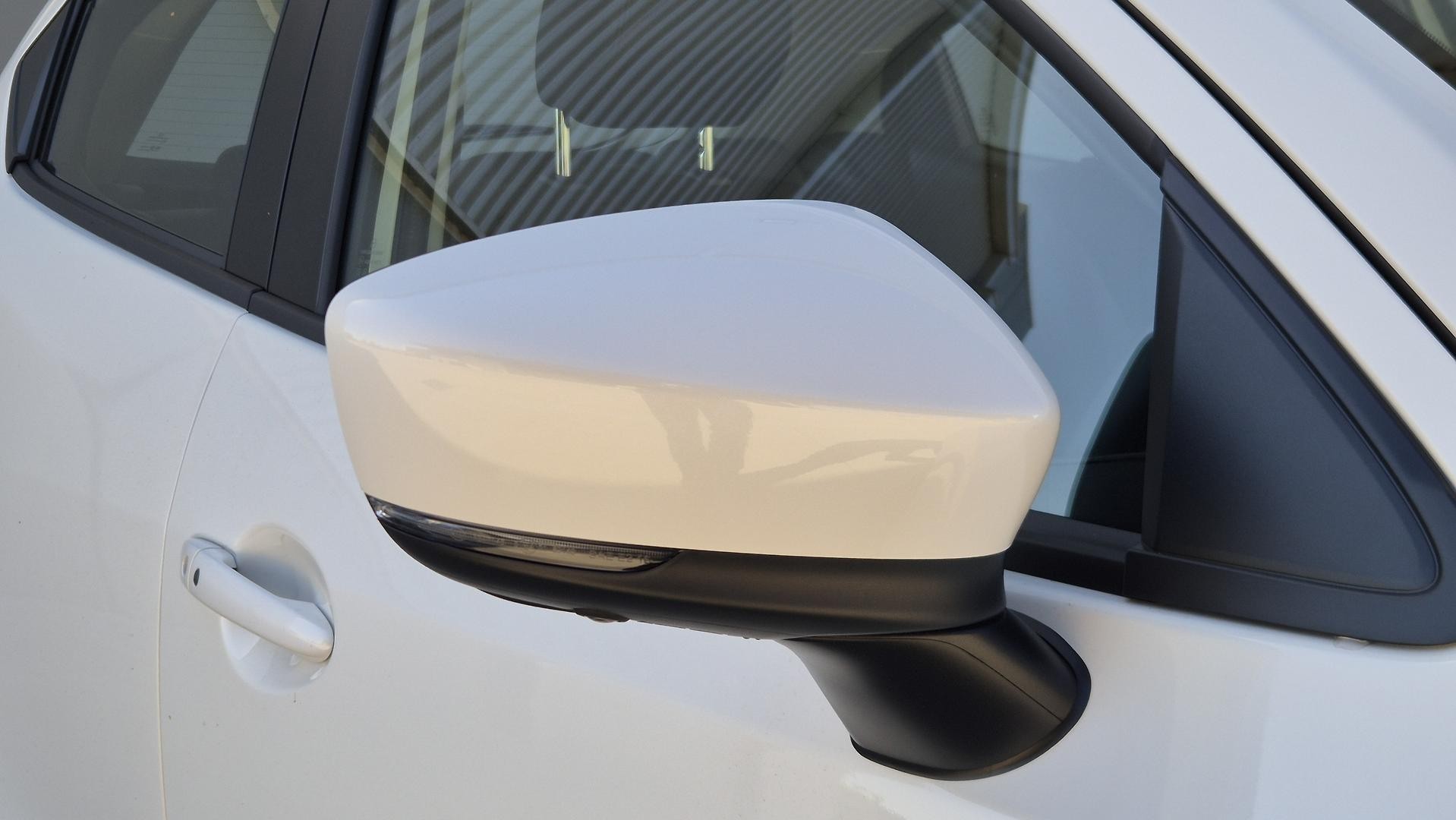 Mazda 2 image 4