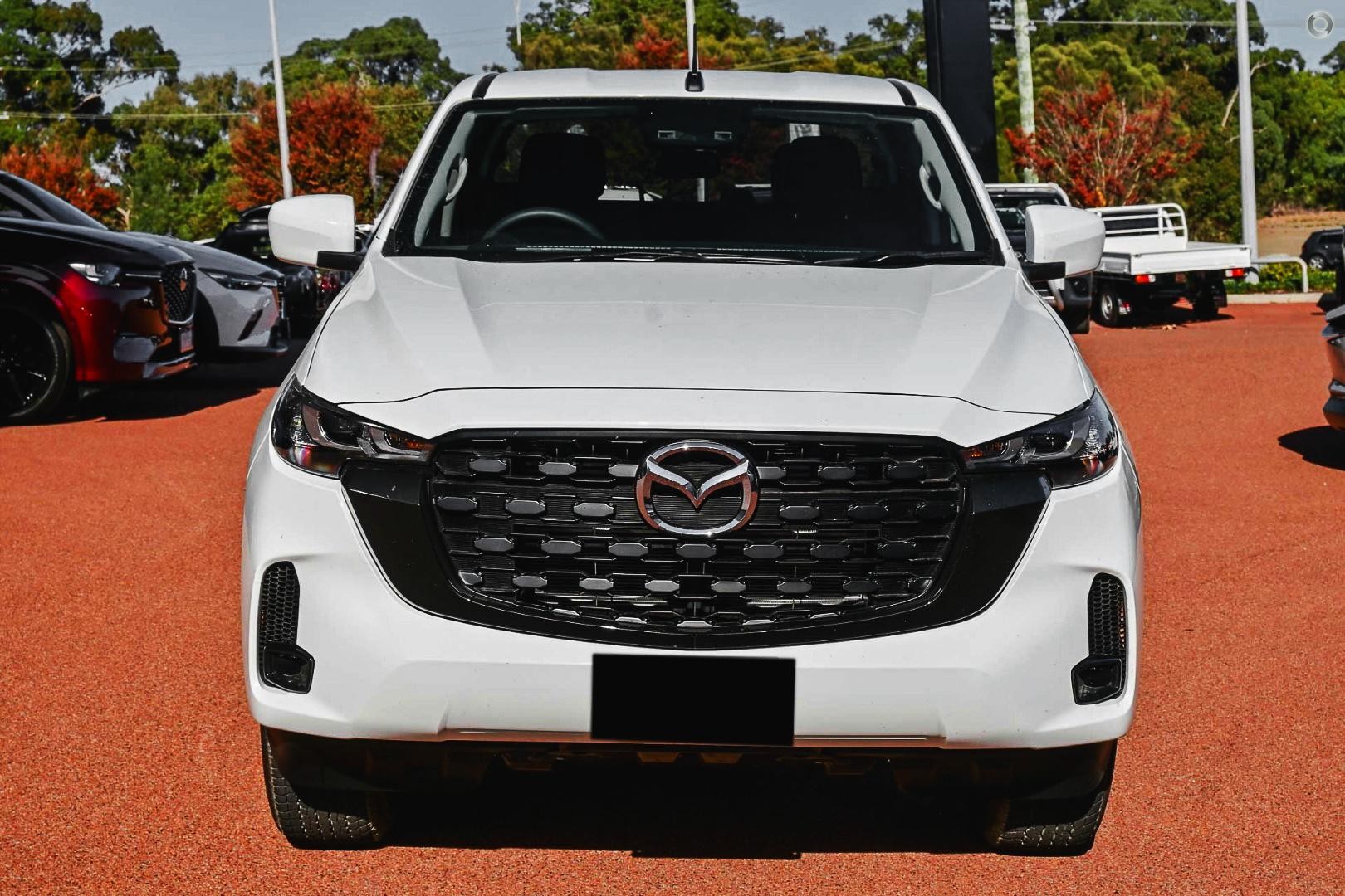 Mazda Bt-50 image 2
