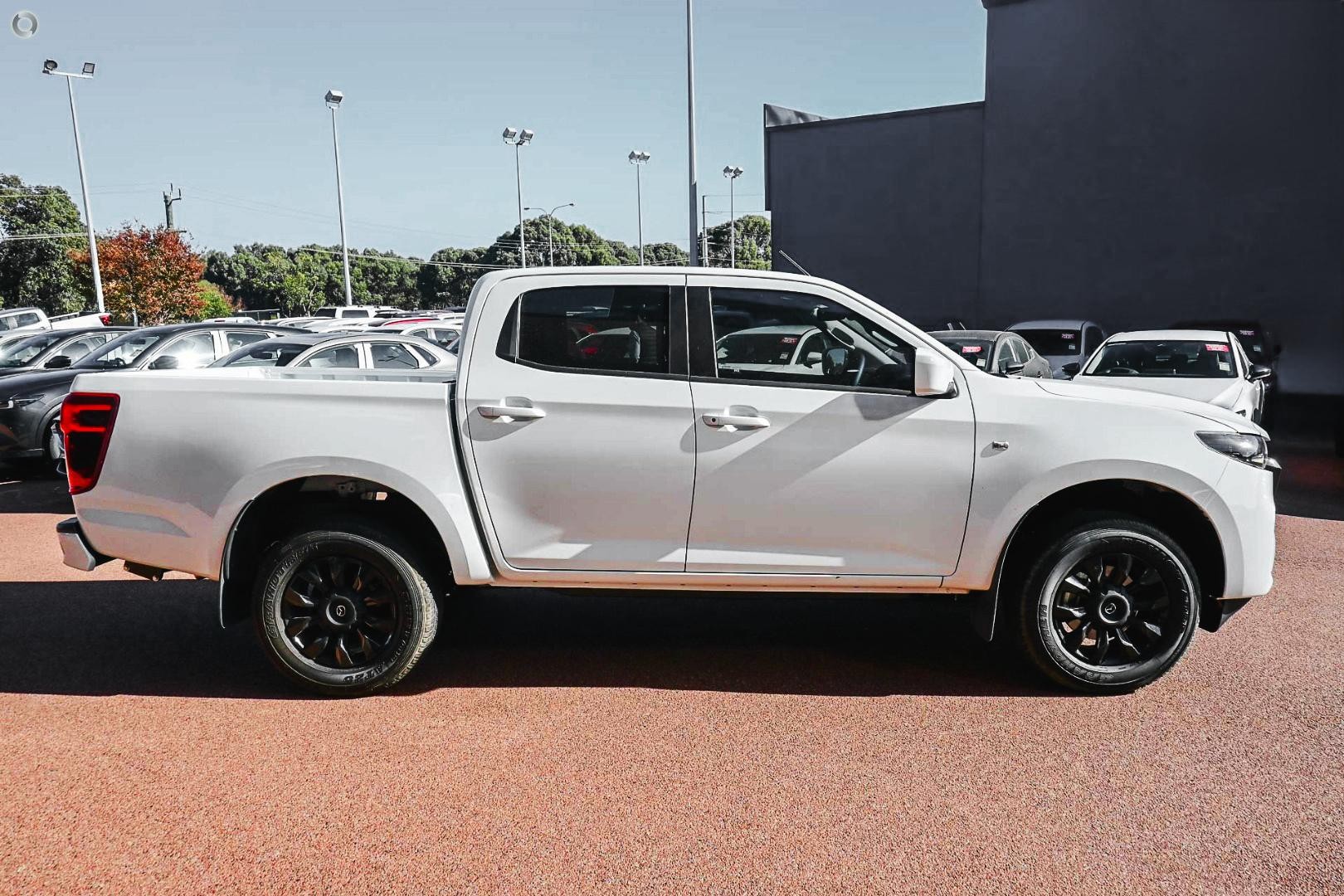 Mazda Bt-50 image 3