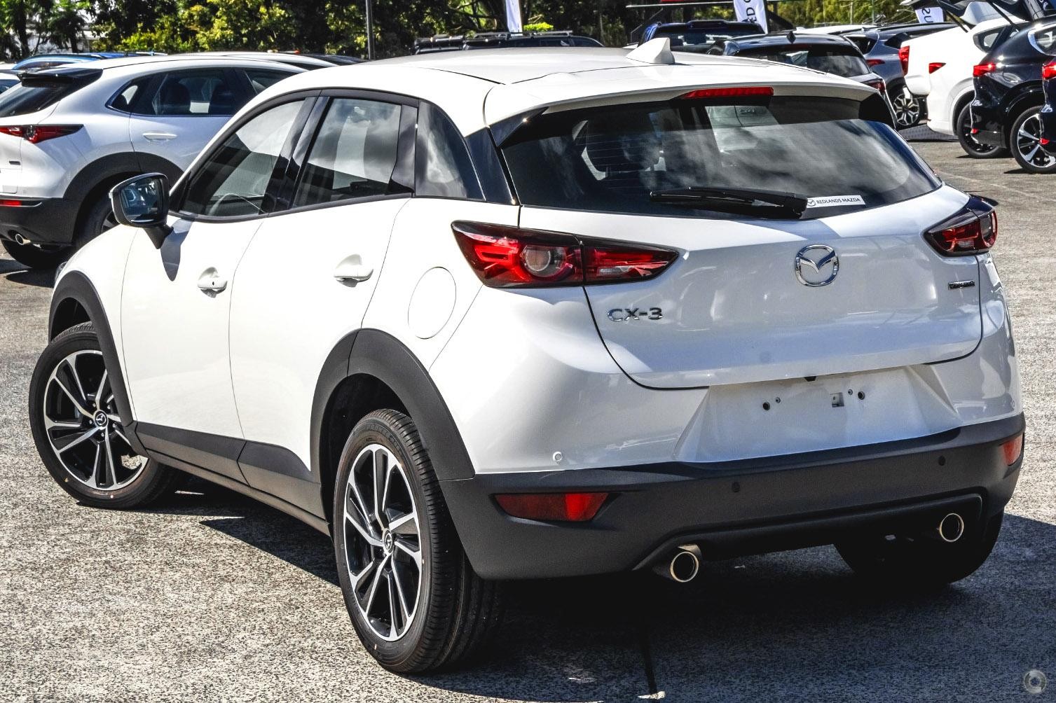 Mazda Cx-3 image 4