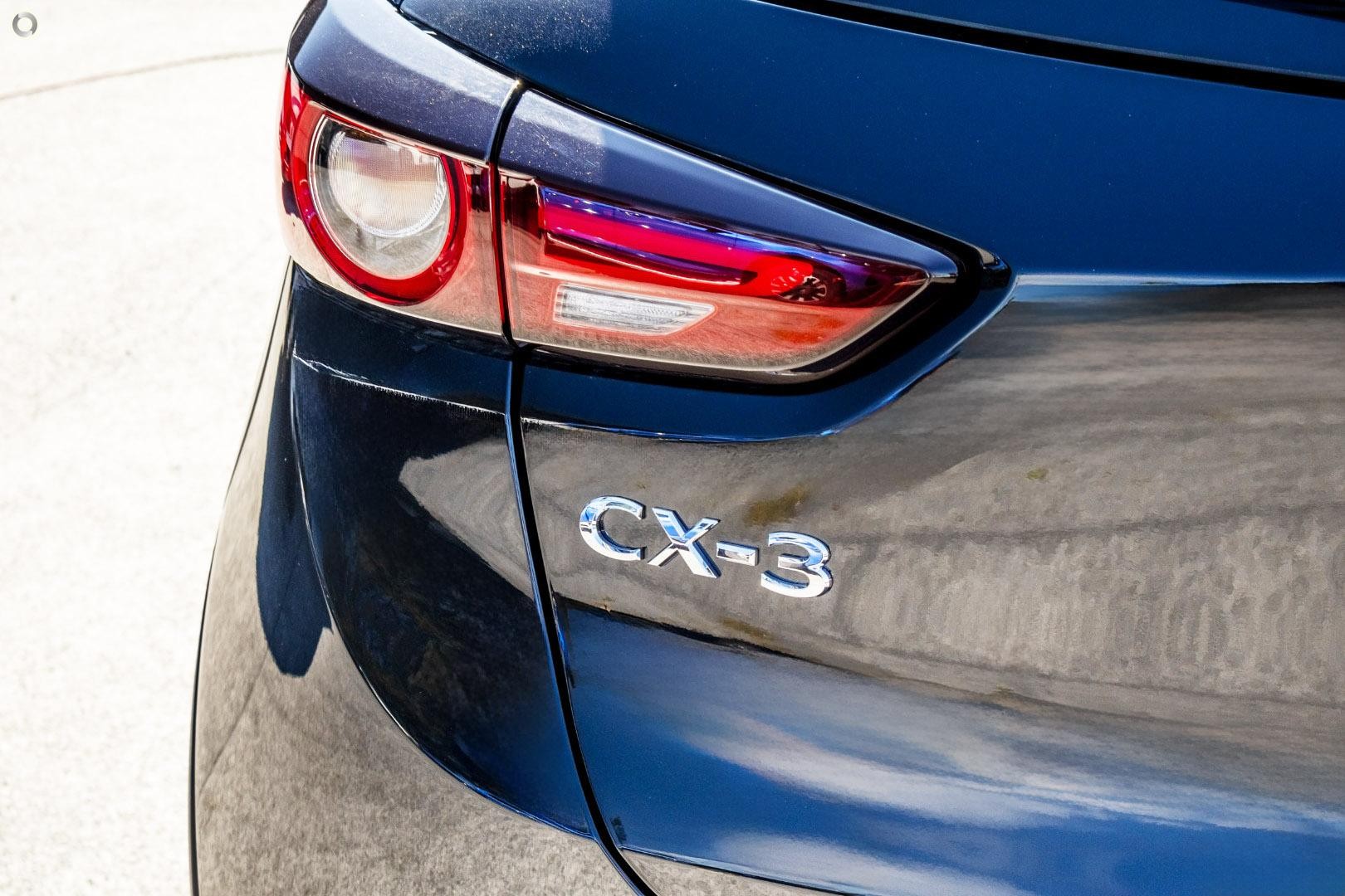 Mazda Cx-3 image 4