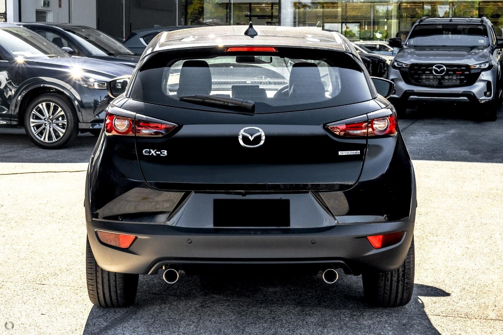 Mazda Cx-3 image 3