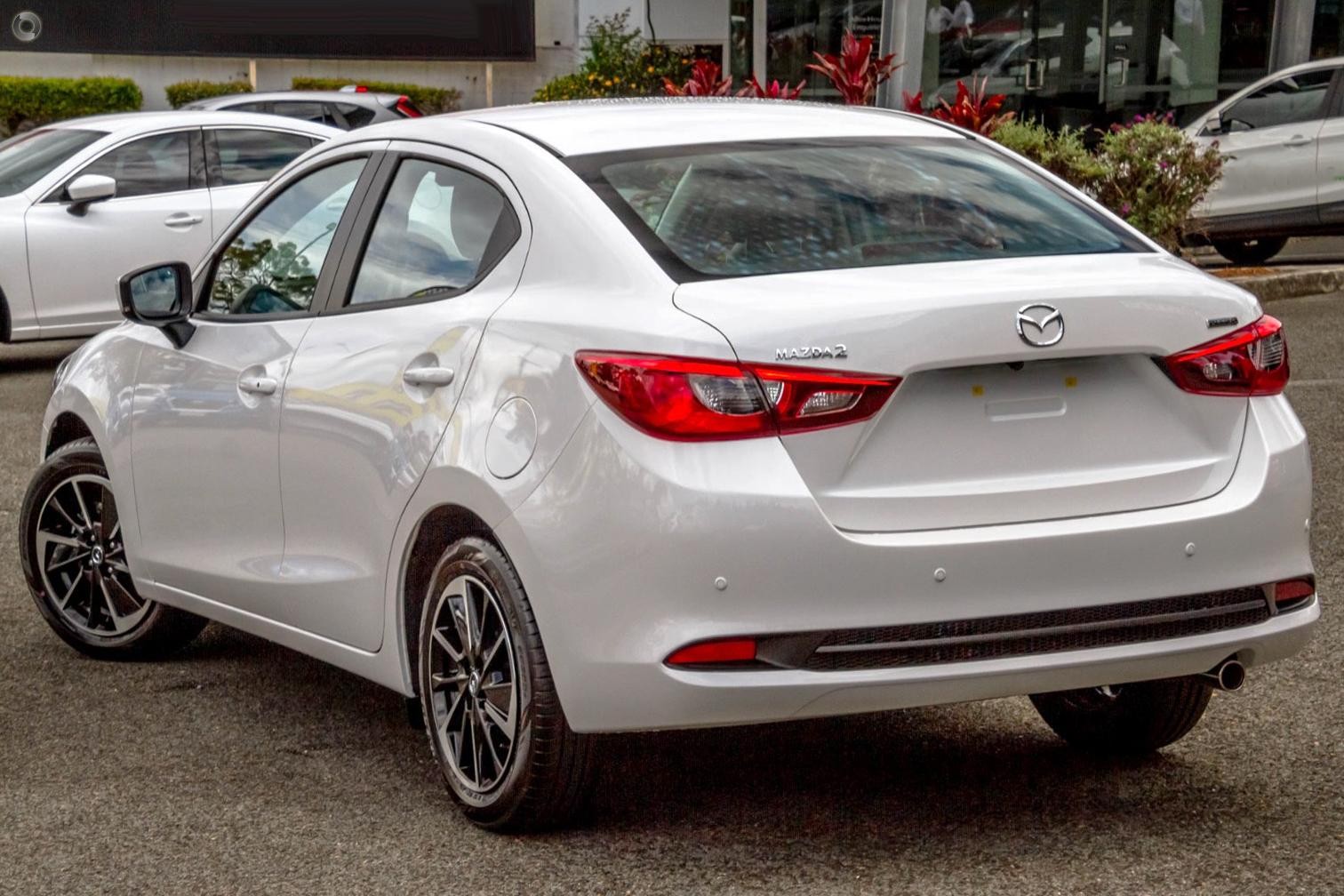 Mazda 2 image 4