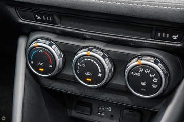 https://dvg-vehicle-assets.s3.amazonaws.com/11327794/sajsldwtg7hx30cngiskn41s7.jpg
