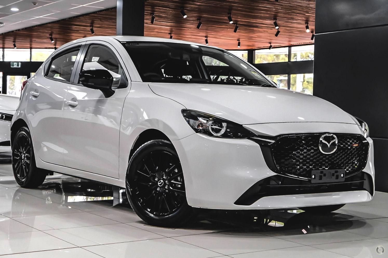 Mazda 2 image 1